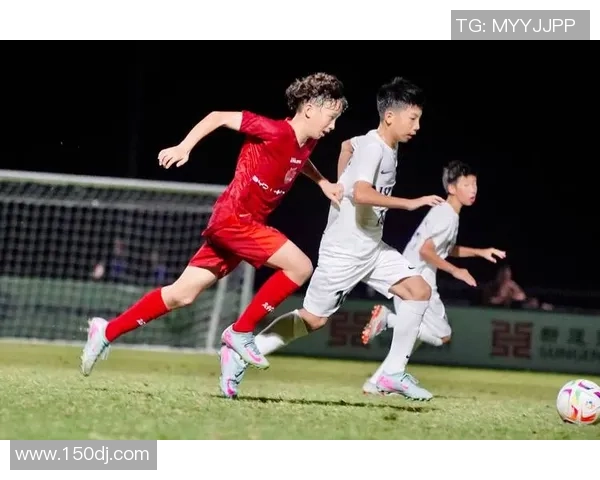 足球明星携手助力直播平台精彩赛事回顾与互动体验 足球明星携手助力直播平台精彩赛事回顾与互动体验